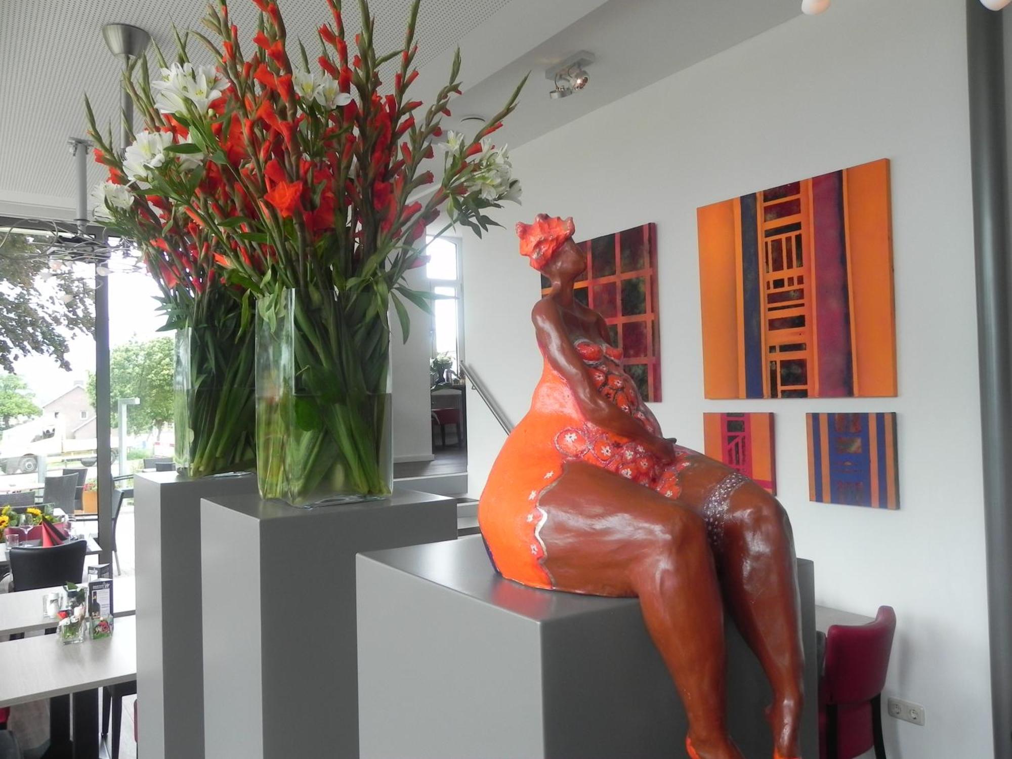 Hotel - Restaurant Uit De Kunst Вейлен Экстерьер фото