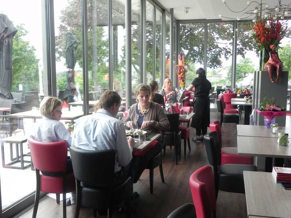 Hotel - Restaurant Uit De Kunst Вейлен Экстерьер фото