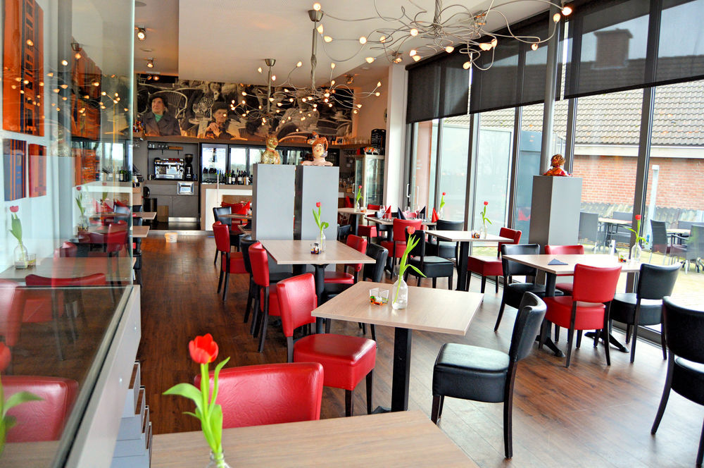 Hotel - Restaurant Uit De Kunst Вейлен Экстерьер фото